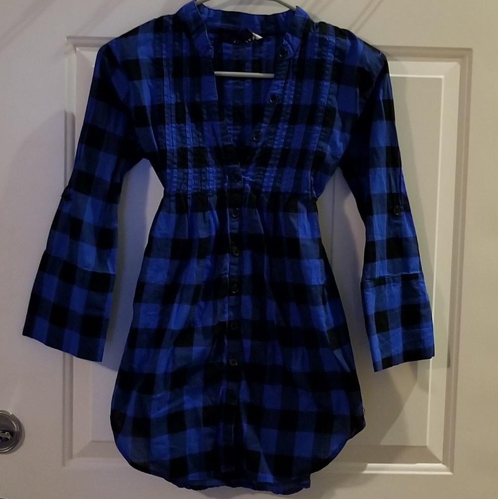 Miley Cyrus Long Button Down Top